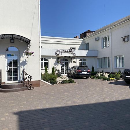 Hotel Орхідея Romny Exteriér fotografie