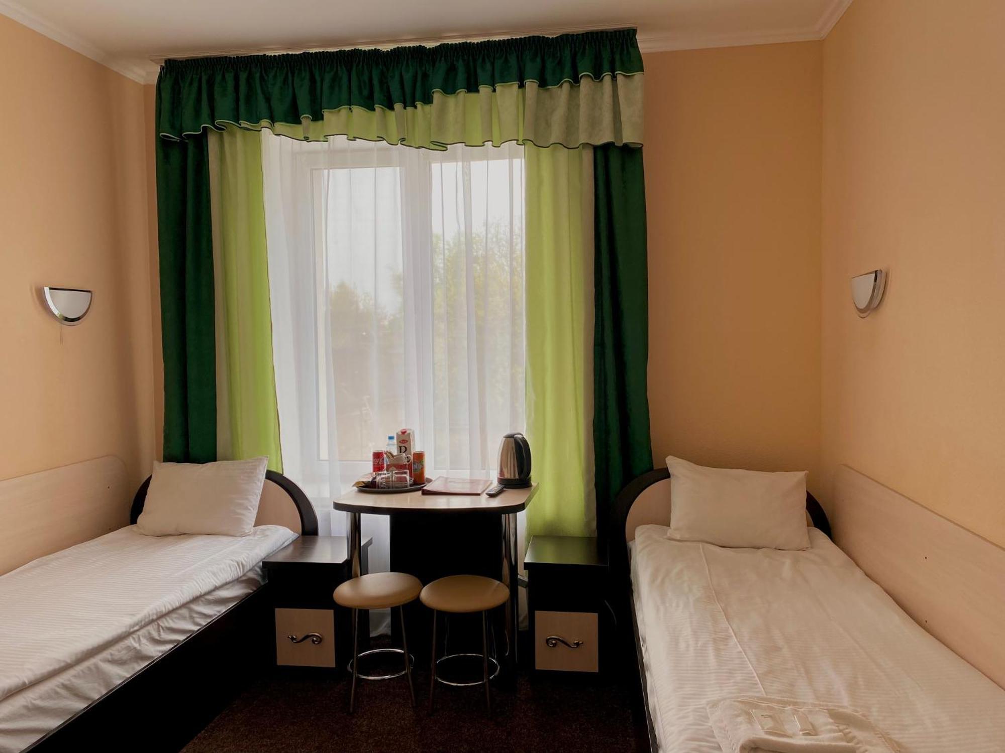 Hotel Орхідея Romny Exteriér fotografie