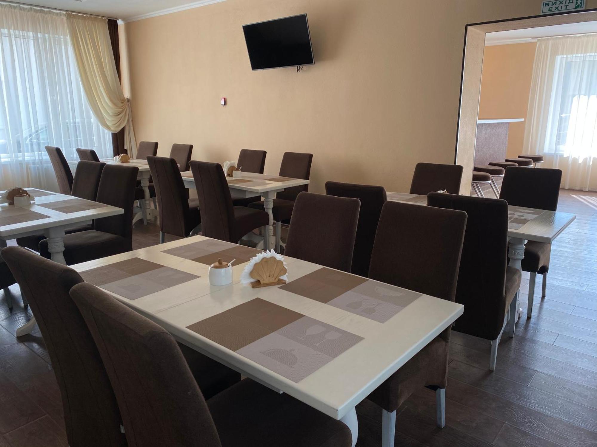 Hotel Орхідея Romny Exteriér fotografie